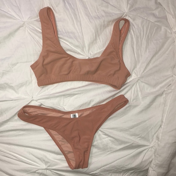 Scoop Swim Top and Cheeky Bottoms - Picture 2 of 2